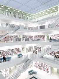 Literary Escape at Stuttgart Library 📚