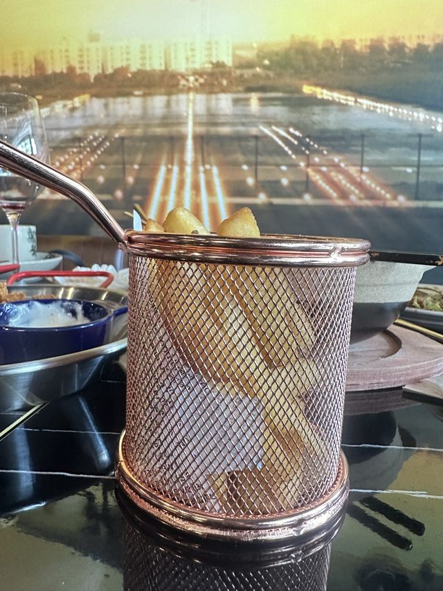 Hidden Gem Cafe & Bar…⭐️The Runway⭐️