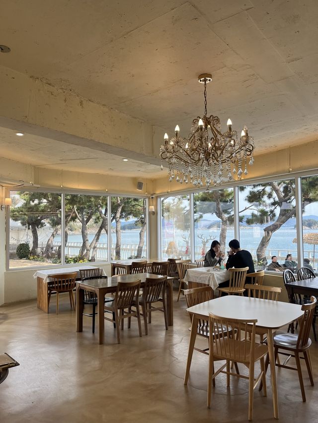 여수에서 가장 아름다운 바다 무슬목해변 오션뷰 카페
