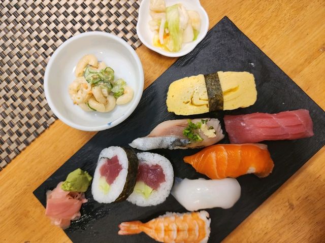 와우!! 프놈펜 이런 일식당이 있다니!!! "Tokyo"
