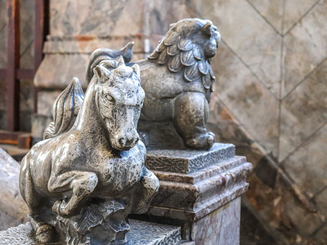 【東京都】 仏教伝来のルーツを感じる寺院『築地本願寺』