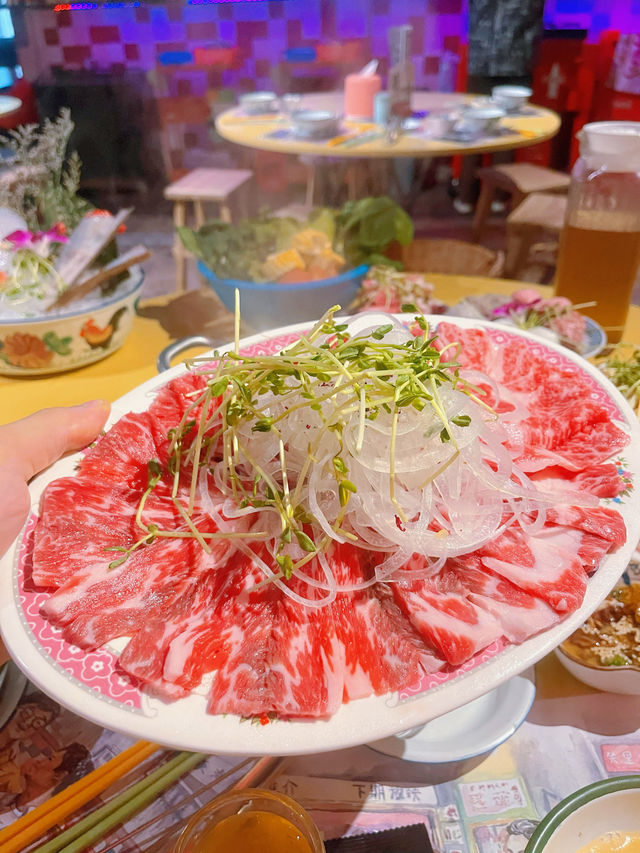 香港人情味🇭🇰 懷舊香港主題火鍋店🤩