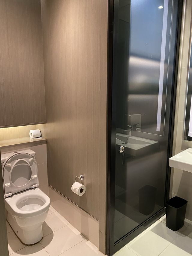 Cozy Hotel Stay in Kuala Lumpur 🇲🇾