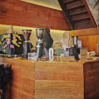 คาเฟ่บ้านๆ ที่ไม่บ้าน orbit coffee