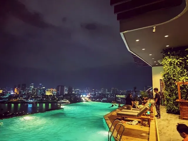The best Rooftop Sky Bar in Phnom Penh