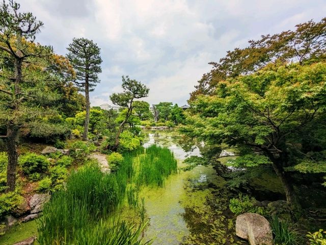 日本京都-能拍到京都塔小橋湖水倒影：涉成園