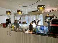 W8 x viangpha cafe คาเฟ่สวย ริมถนนช้างม่อย