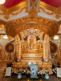 ไหว้พระธาตุวันพุธกลางคืน พระธาตุมิ่งเมืองมรุกขนคร