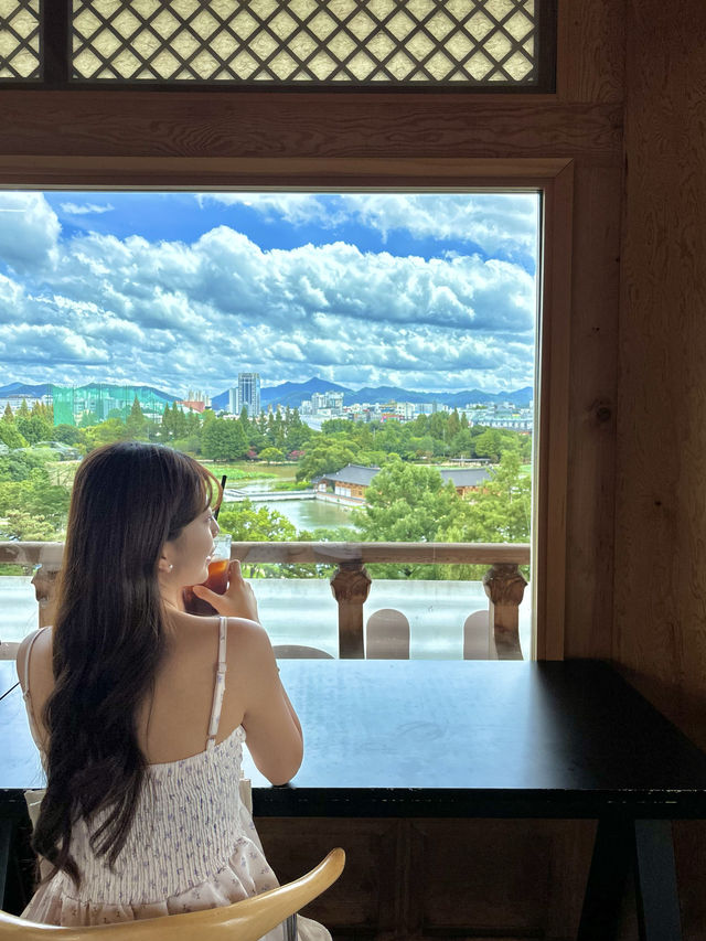 덕진공원 뷰를 바라보며 커피를 마실 수 있는 카페❤️
