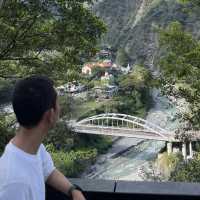 Catch the very top spot of Taroko