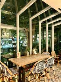 Dusit Gourmet 
