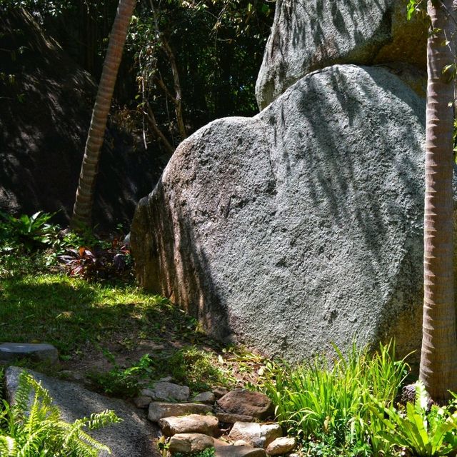 ขับรถรอบเกาะ ไหวนะไม่ไหวบอกไหว