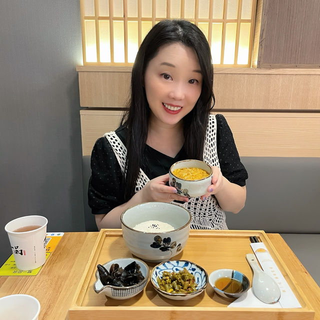 瀑布蟹黃撈飯