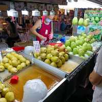 A Feast for the Senses: Exploring Raohe Night Market