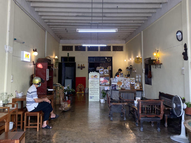KIN PEN SUK กินเป็นสุข ร้านหมันโถวน่ารักเมืองตรัง
