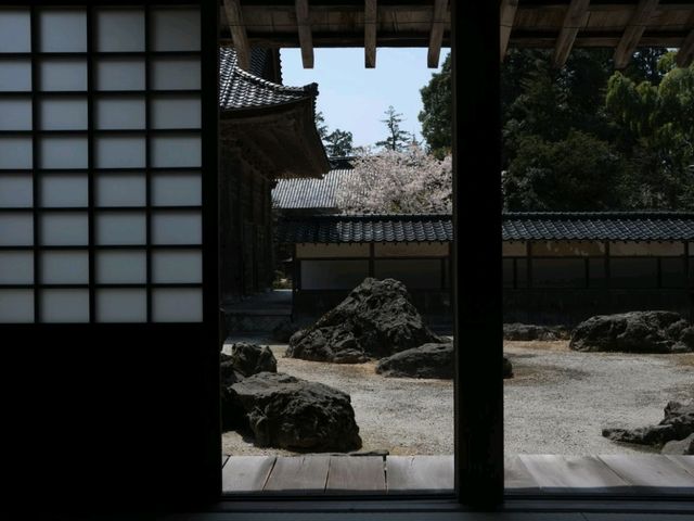 【高岡の名刹】（富山県高岡市　旧国名：越中）