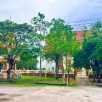 วัดเกาะลอย