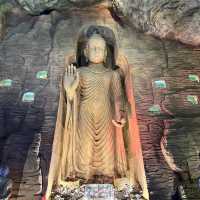 ลอยกระทงประทีป ณ ภูเขาทอง