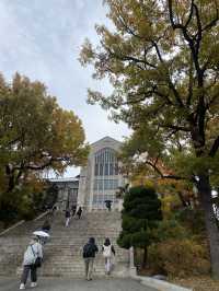 Exploring Ewha Womans University: A Beautiful Blend of Tradition and Modernity