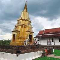 วัดเขาพระอานนท์ วัดเก่าแก่ในสุราษฎร์ธานี