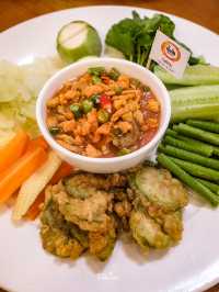 ร้านอาหารคุ้นลิ้น อาหารโลคอลเมืองระนอง