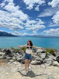 นั่งกินแซลมอนริมทะเลสาบ Pukaki นิวซีแลนด์ 😋