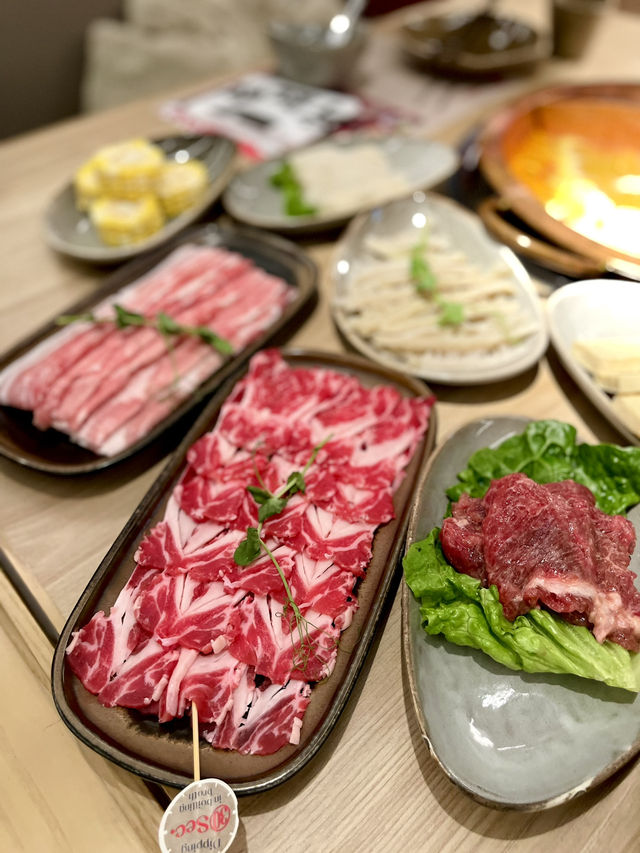 恭喜方叔叔上個月銅鑼灣新店開業喇🥳! 恭喜方叔叔上個月銅鑼灣新店開業喇🥳!