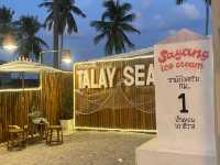 Talay sea ทะเลซี หาดบ้านทอน