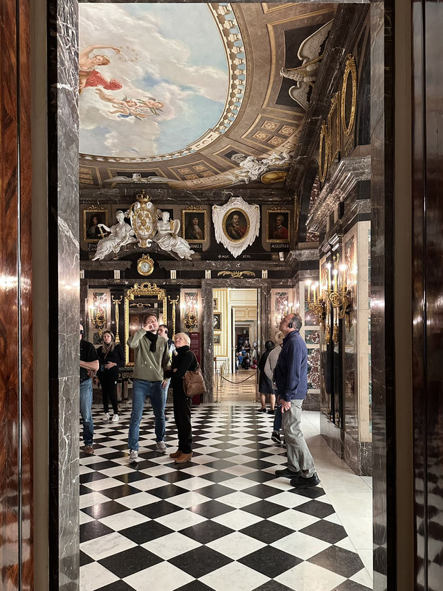 Ever wondered how royals used to live? The answers could be found here…for free!