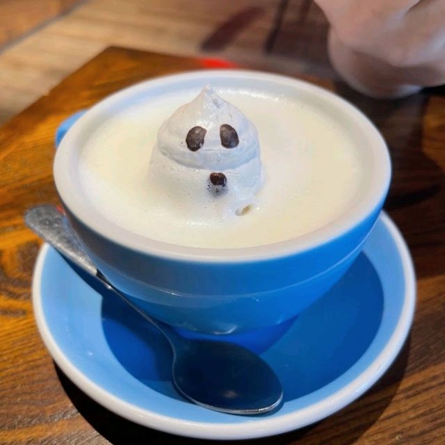 pretty cafe