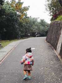 新北｜員山公園，滑草皮超好玩，孩子最愛的新天地！