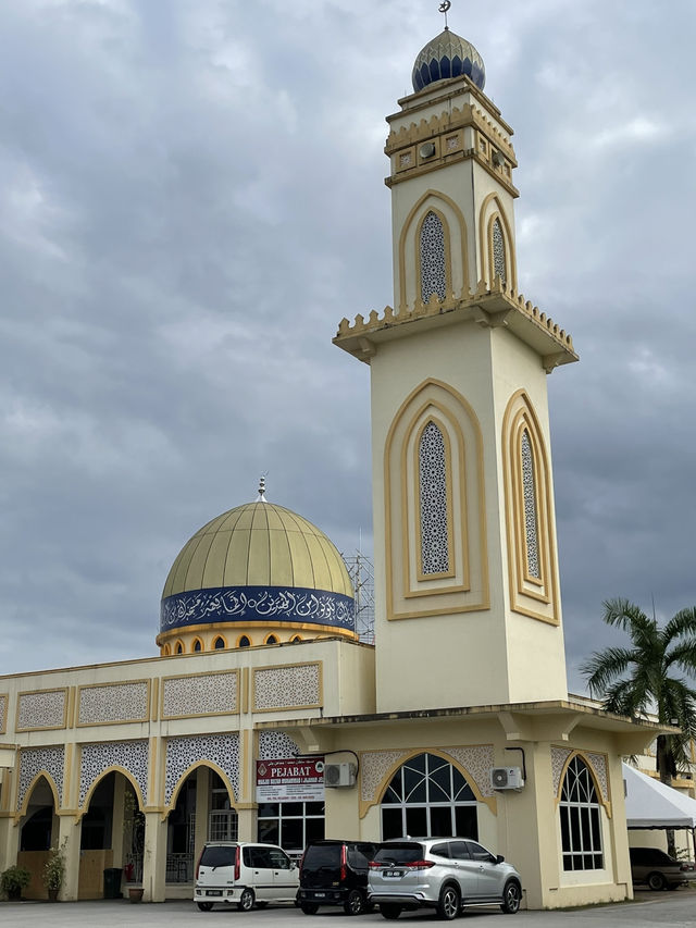 Beautiful mosque in Jeli Kelantan