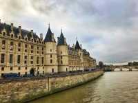 🇫🇷The Serene Seine River in Paris🇫🇷