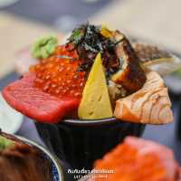 ข้าวด้งหน้าล้น ๆ ต้องที่นี่ Sushi Katsu