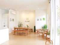 สายมัทฉะ ณ Fumi บ้านเพ