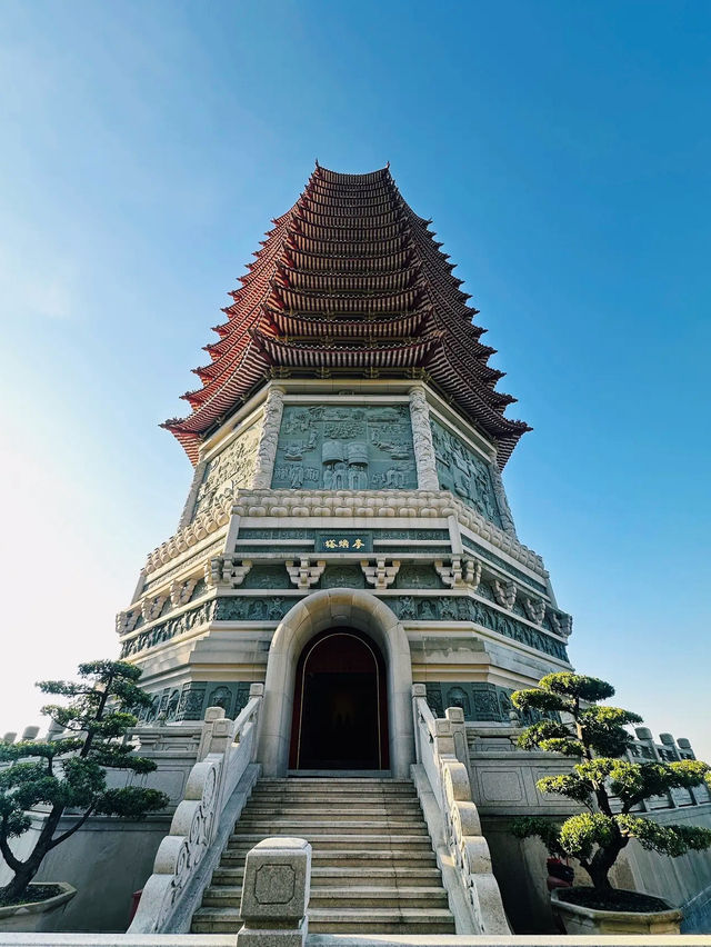Xianhu Botanical Garden