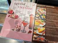 Aloha Beach Cafe บางแสน: กับเมนูพิเศษเดือนวาเลนไทน์