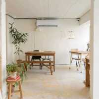 Eave Cafe Seoul