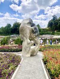 Vibrant Display of Flora @Betong Garden