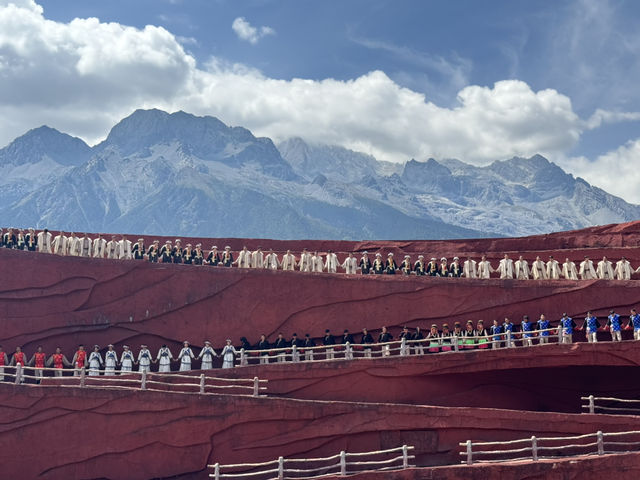 Be immersed with the cultural performance of Impression of Lijiang in this guide
