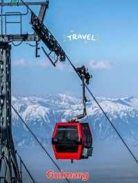 ❄️ Skiing Paradise in Gulmarg – A Winter Wonderland! ⛷️🏔️