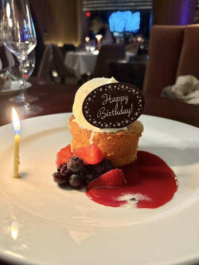 Celebrating my friend's birthday at Ocean Prime Las Vegas🎂