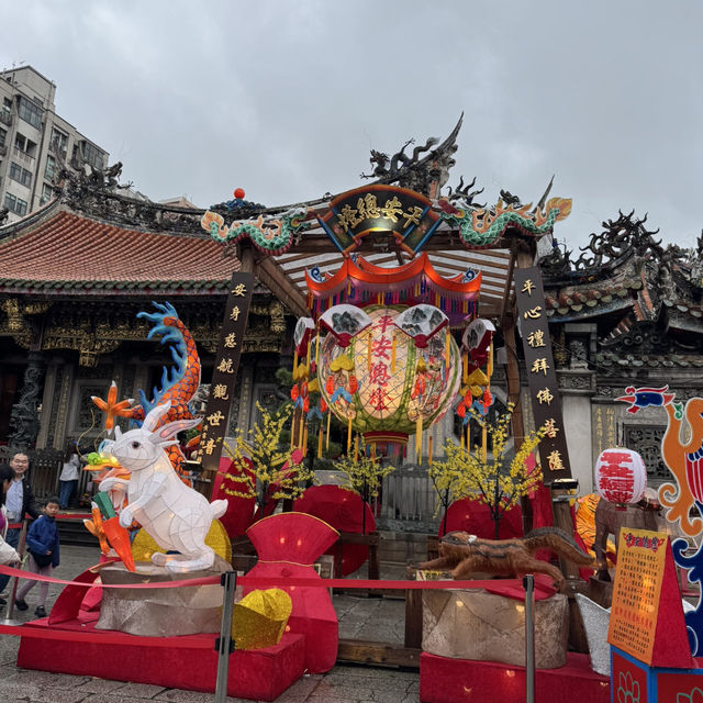 【台湾】台北最強のパワースポット　龍山寺