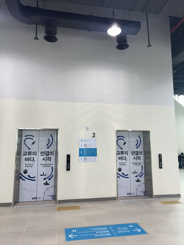 겨울 월미도 등대가 보이는 인천 해양박물관🫡