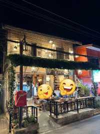 สองผัวเมีย เชียงคาน ครบจบในร้านเดียว ที่พักของกิน
