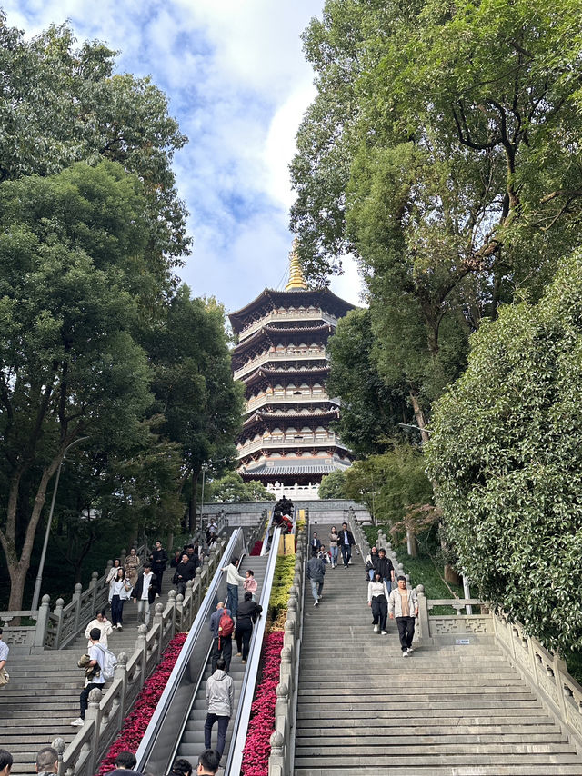 ทะเลสาบซีหู (West Lake) 西湖