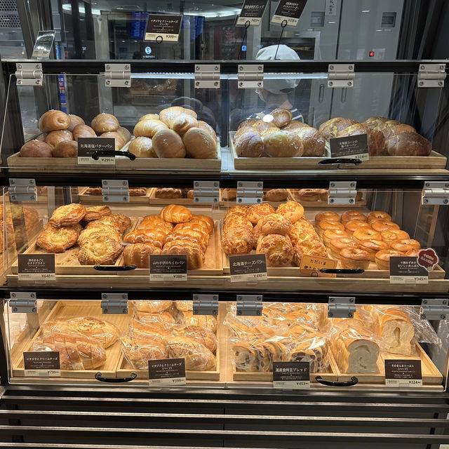 【北海道観光】˗ˏˋ北海道のパンと海の幸がコラボ🍞ˎˊ˗