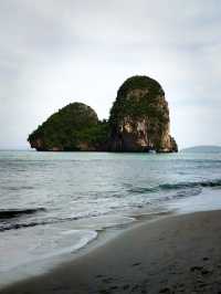 นั่งเรือเที่ยวเกาะไก่-เกาะปอดะ-หาดไร่เลย์