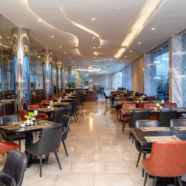 Ramada Plaza by Wyndham Bangkok Riverside  