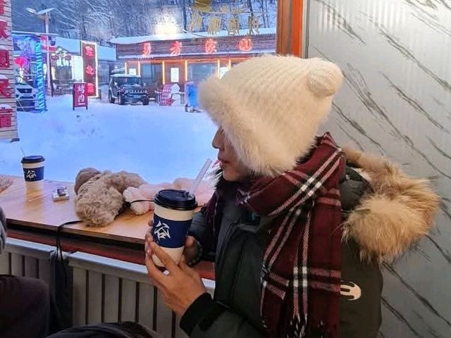 ร้านชานมที่อร่อยแฝงตัวอยู่ในหมู่บ้านหิมะ